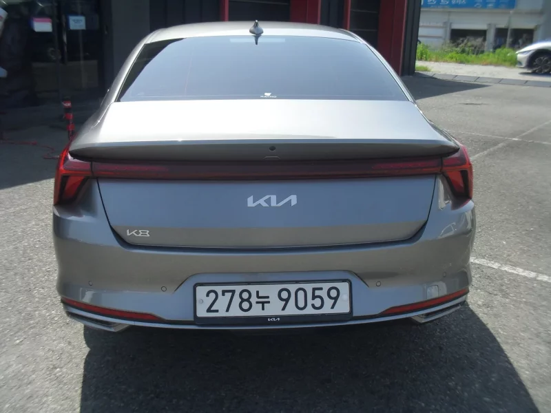 Kia K8