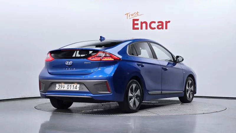 Hyundai Ioniq