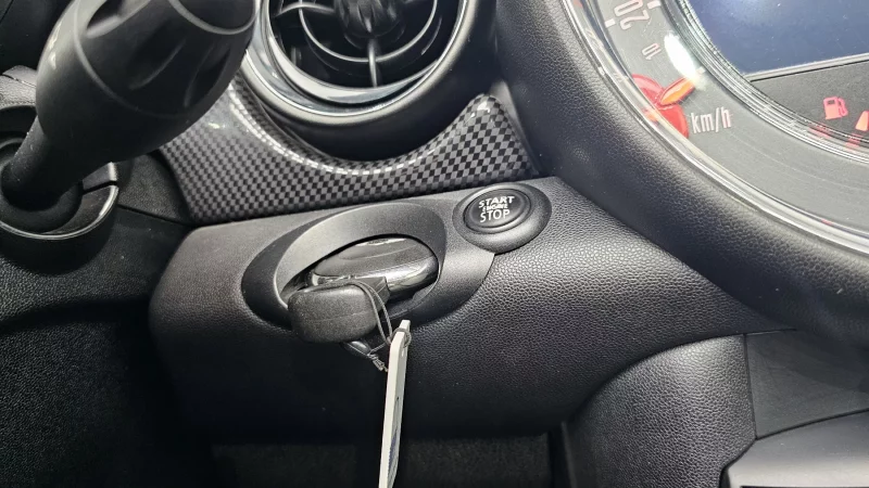 MINI Cooper Convertible