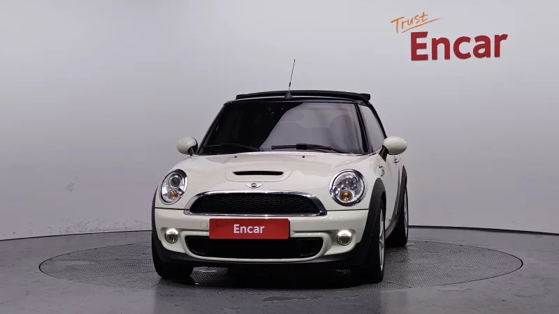 MINI Cooper Convertible