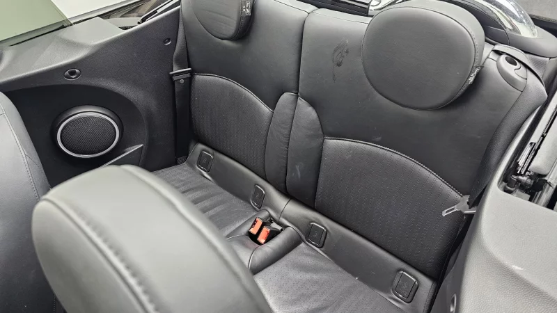 MINI Cooper Convertible