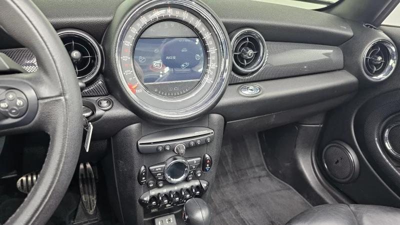 MINI Cooper Convertible