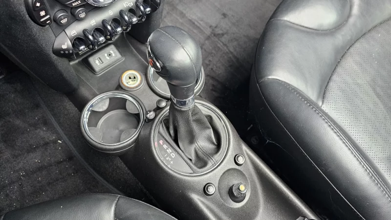 MINI Cooper Convertible