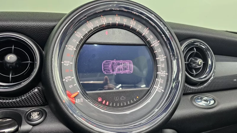 MINI Cooper Convertible