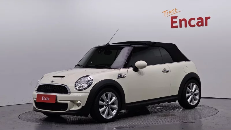 MINI Cooper Convertible