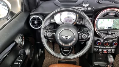 MINI Cooper Convertible