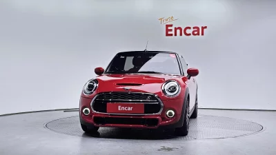 MINI Cooper Convertible