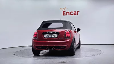 MINI Cooper Convertible