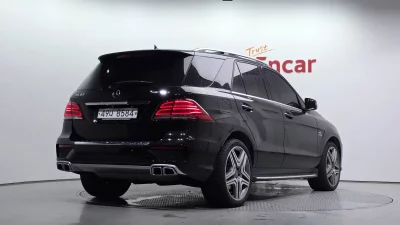 Mercedes-Benz M-class