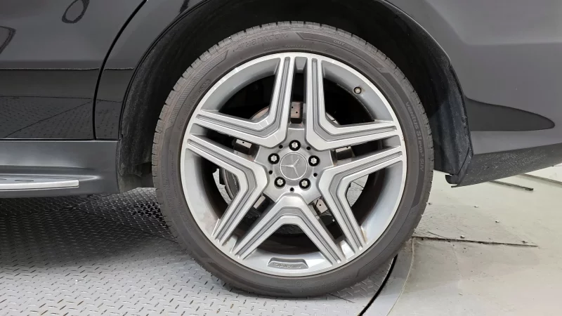 Mercedes-Benz M-class