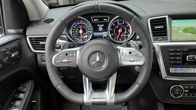 Mercedes-Benz M-class