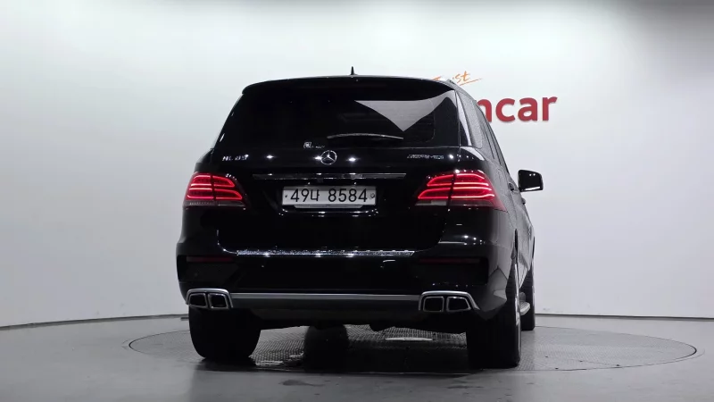 Mercedes-Benz M-class