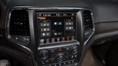 Jeep CHEROKEE