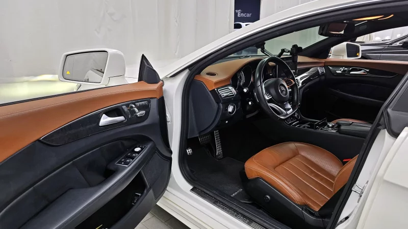 Mercedes-Benz CLS-Class