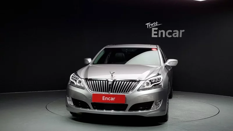 Hyundai Equus