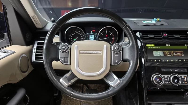 Land Rover DISCOVERY