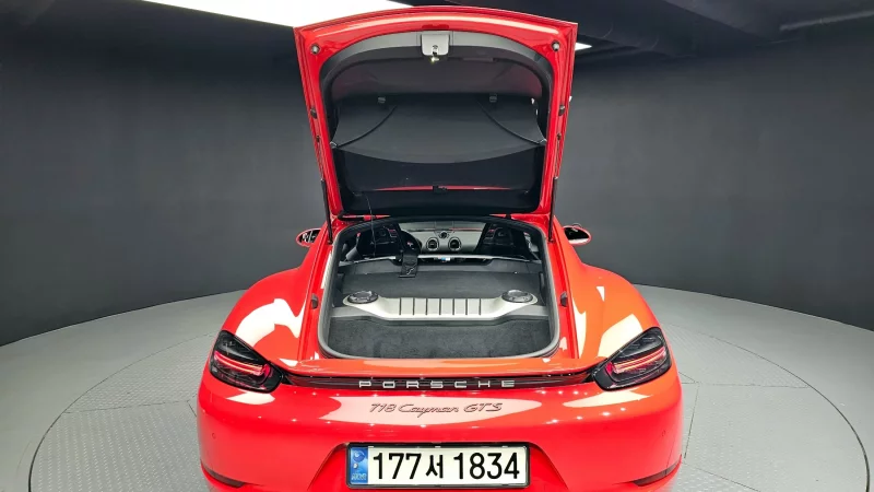 Porsche 718