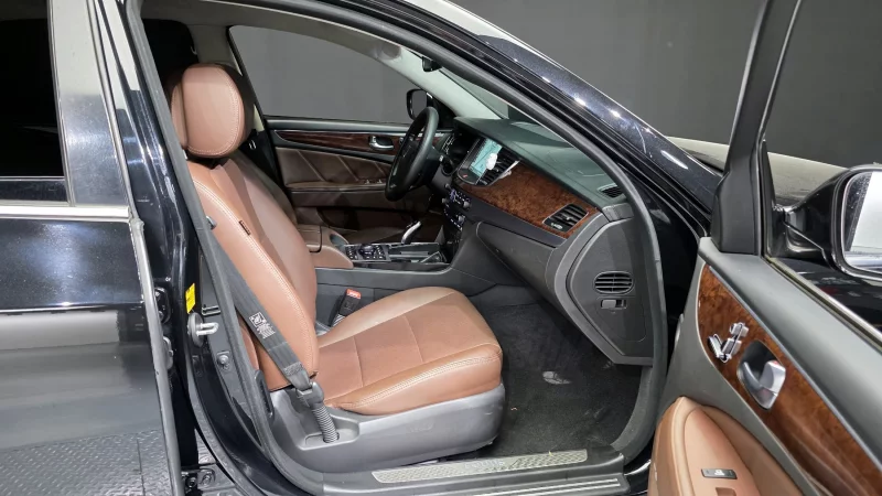 Hyundai Equus