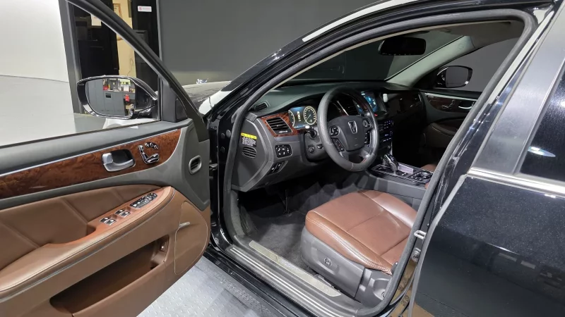 Hyundai Equus
