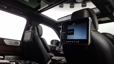Lincoln NAVIGATOR
