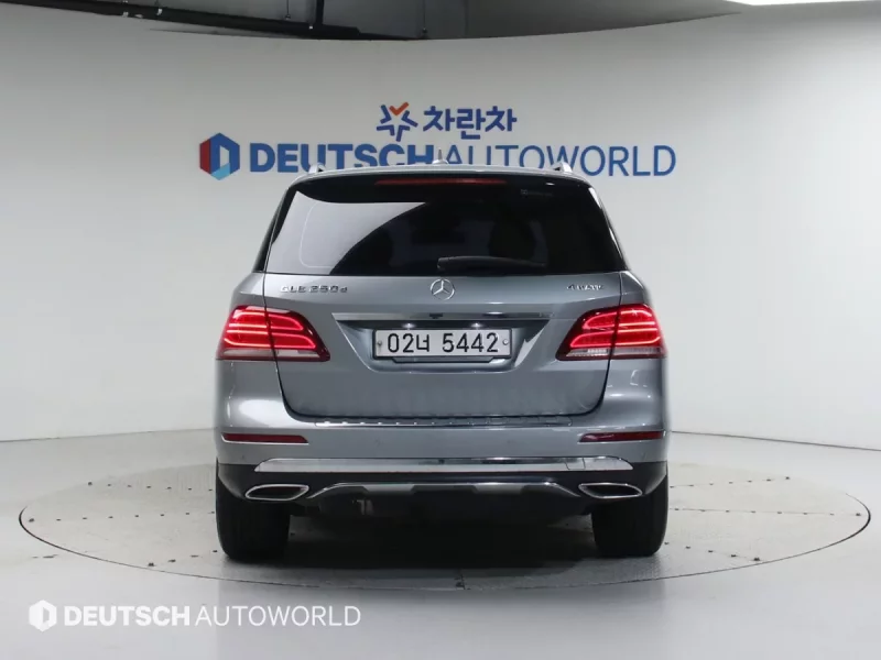 Mercedes-Benz GLE-Class