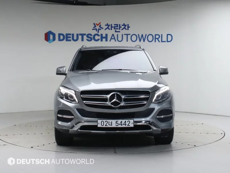 Mercedes-Benz GLE-Class