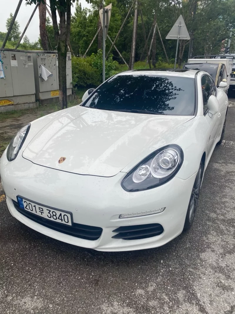 Porsche PANAMERA