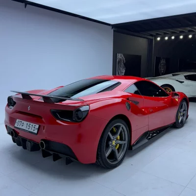 Ferrari 488
