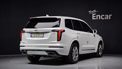 Cadillac XT6