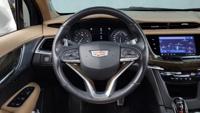Cadillac XT6