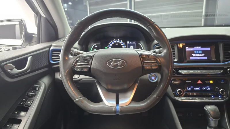 Hyundai Ioniq
