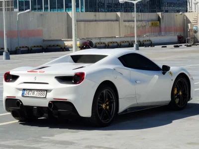 Ferrari 488
