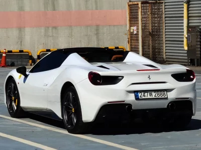 Ferrari 488