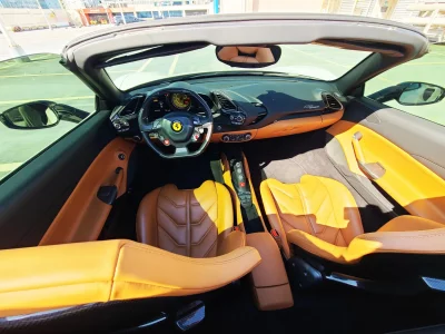 Ferrari 488