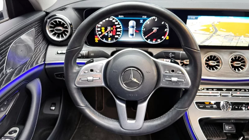 Mercedes-Benz CLS-Class