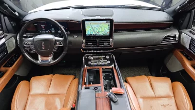 Lincoln NAVIGATOR