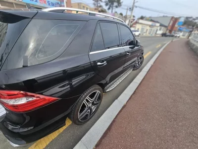 Mercedes-Benz M-class