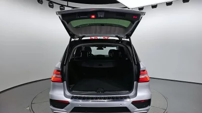 Mercedes-Benz M-class