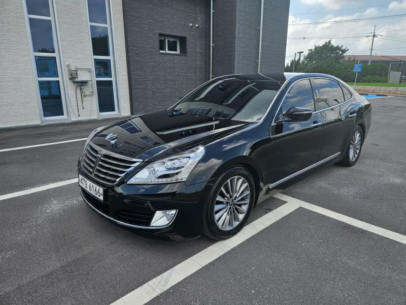 Hyundai Equus