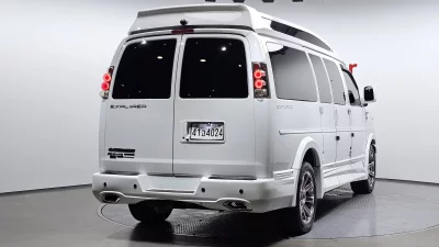 Chevrolet Express Van