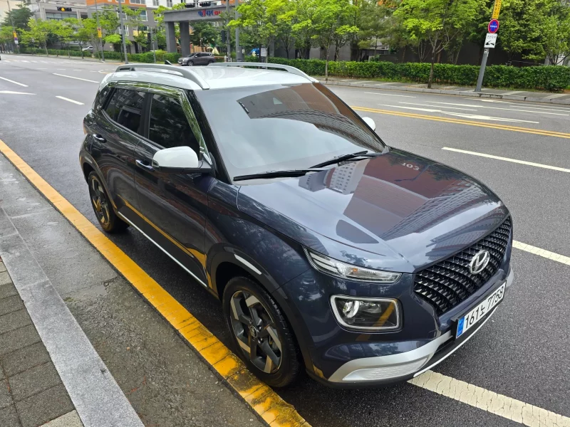 Hyundai Venue