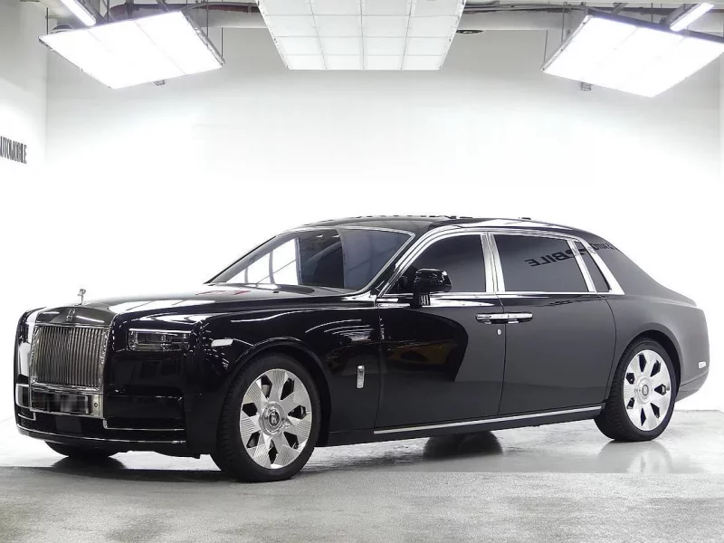 Rolls-Royce PHANTOM
