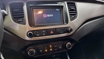 Kia Carens