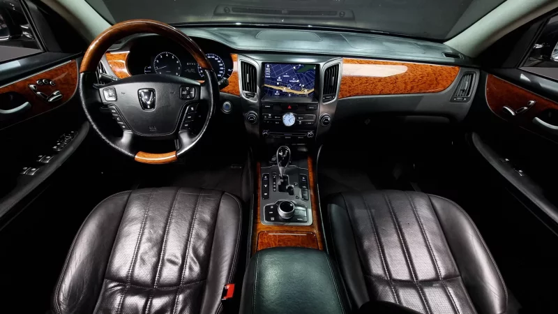 Hyundai Equus