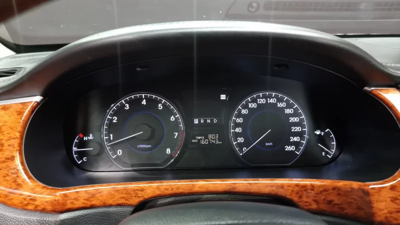 Hyundai Equus