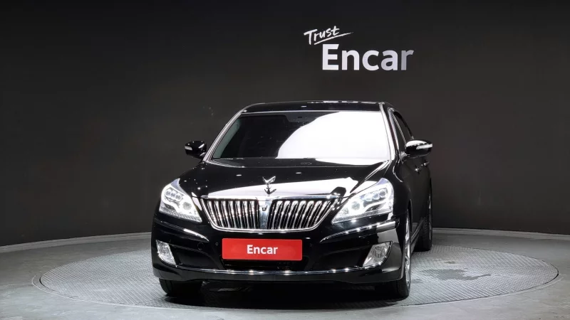 Hyundai Equus