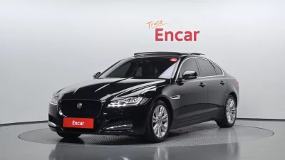 Jaguar XF