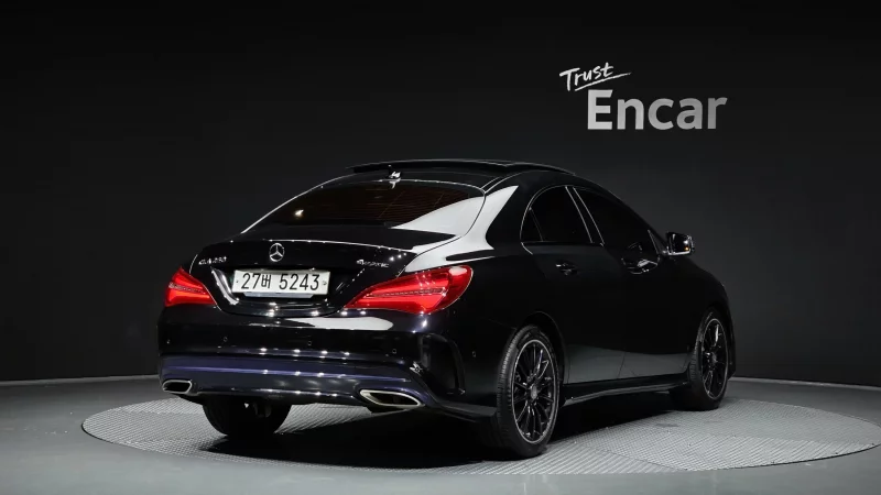 Mercedes-Benz CLA-Class
