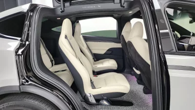 Tesla MODEL X