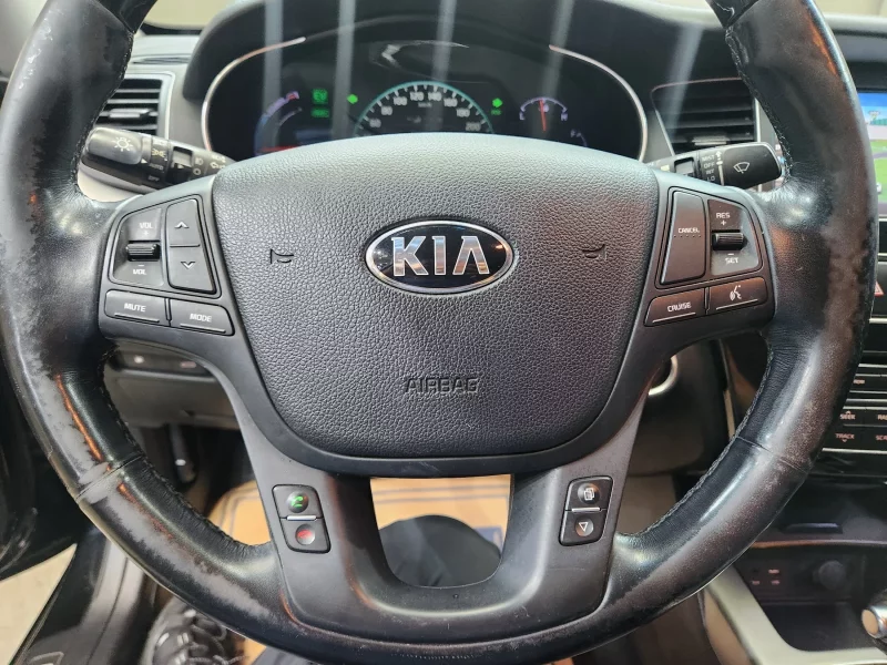Kia K7
